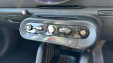 MINI Cooper 135kW E Classic 41kWh 3dr Auto Electric Hatchback